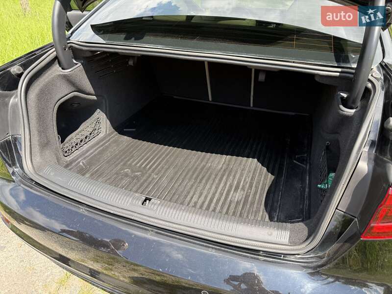 Седан Audi A4 2016 в Львове фото 25 Седан Audi A4 2016 в Львове