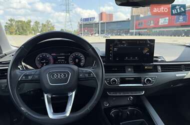 Седан Audi A4 2020 в 
