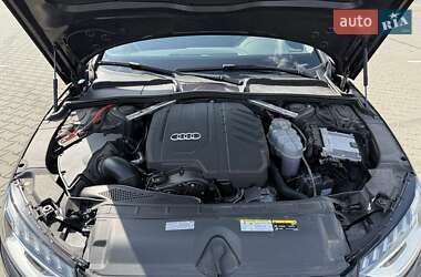Седан Audi A4 2020 в 