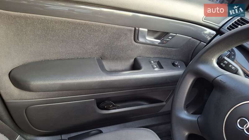 Универсал Audi A4 2004 в Киеве фото 4 Универсал Audi A4 2004 в Киеве