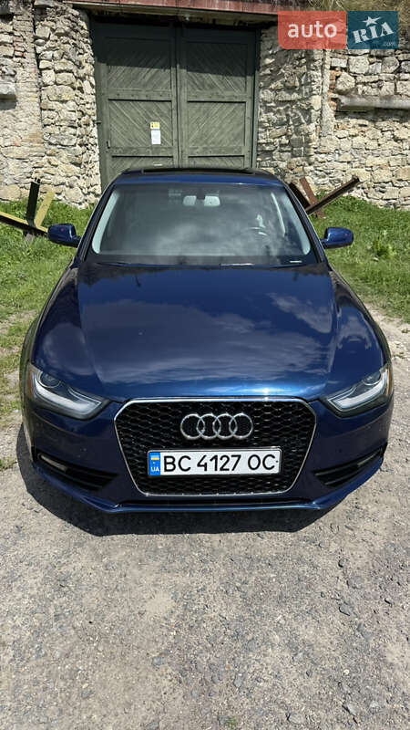 Седан Audi A4 2012 в Золочеве