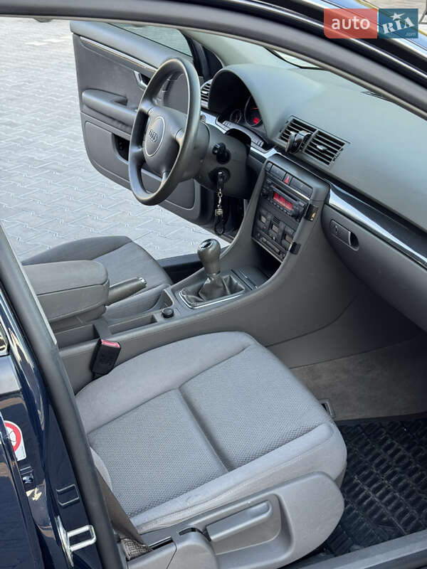 Универсал Audi A4 2003 в Владимире