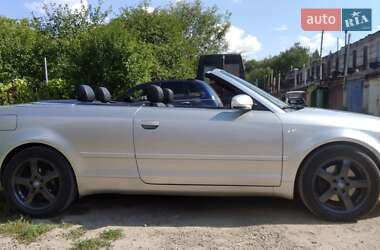 Кабриолет Audi A4 2002 в 