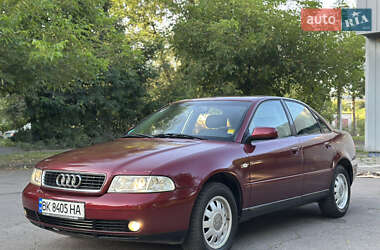Седан Audi A4 1999 в Рівному