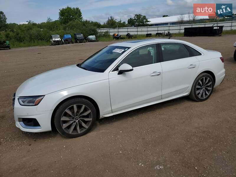 Седан Audi A4 2021 в 