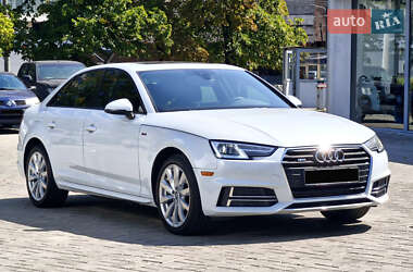 Седан Audi A4 2018 в 