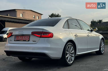 Седан Audi A4 2016 в 