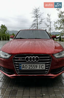 Седан Audi A4 2014 в 