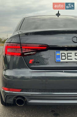 Седан Audi A4 2017 в 