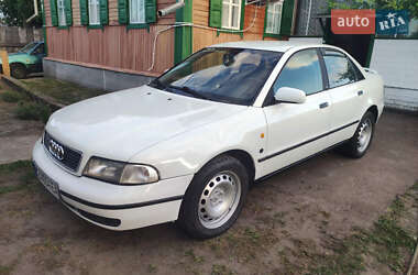 Седан Audi A4 1996 в Нежине