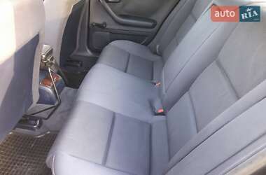 Седан Audi A4 2001 в 