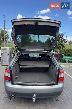 Универсал Audi A4 2002 в 