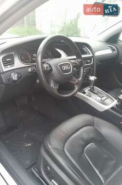 Седан Audi A4 2014 в 