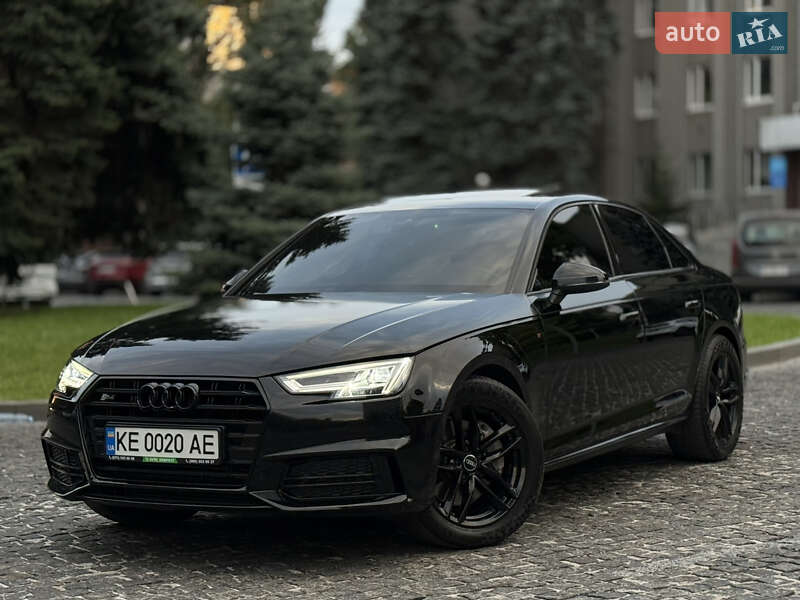 Седан Audi A4 2016 в Днепре