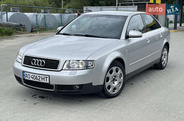 Седан Audi A4 2001 в 