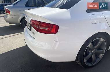 Седан Audi A4 2014 в Березному