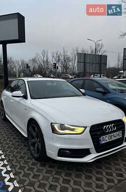 Седан Audi A4 2014 в 
