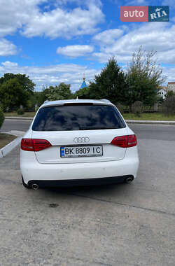 Универсал Audi A4 2010 в 