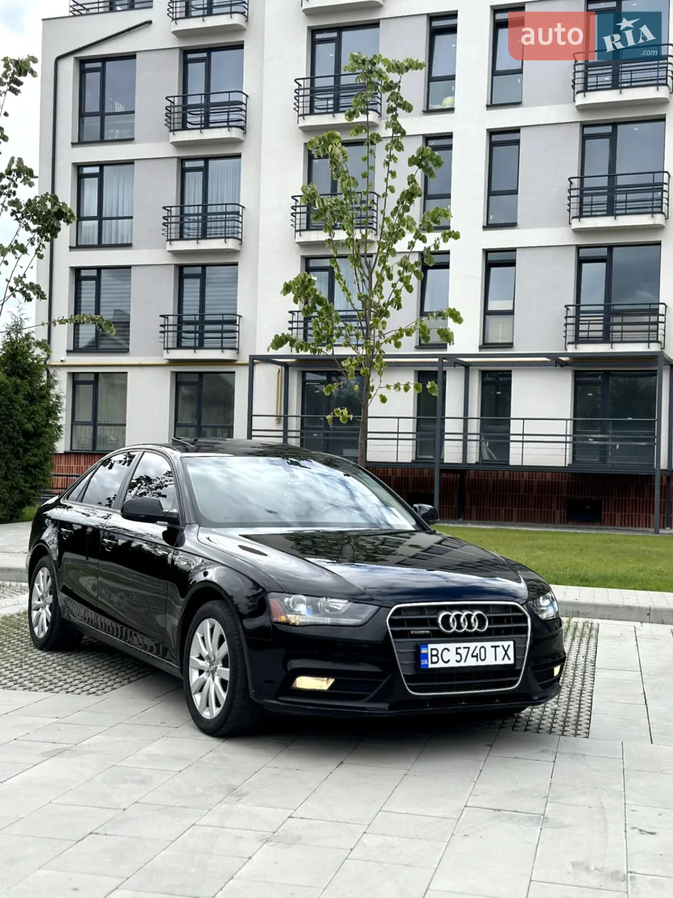 2012 Audi A4 - мініатюра 9