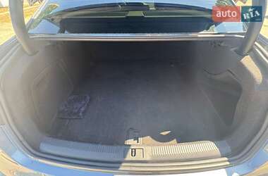 Седан Audi A4 2013 в 
