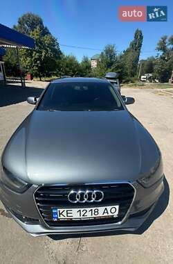 Седан Audi A4 2013 в 