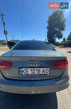 Седан Audi A4 2013 в 