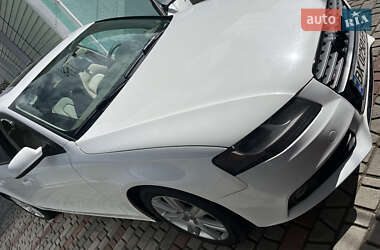 Седан Audi A4 2010 в Шепетовке