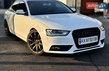 Седан Audi A4 2012 в 