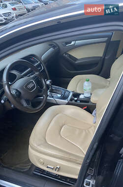 Седан Audi A4 2012 в 