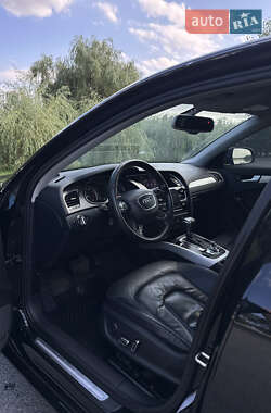 Седан Audi A4 2012 в 