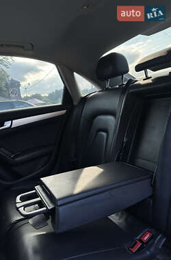 Седан Audi A4 2012 в 