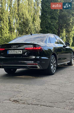 Седан Audi A4 2020 в 
