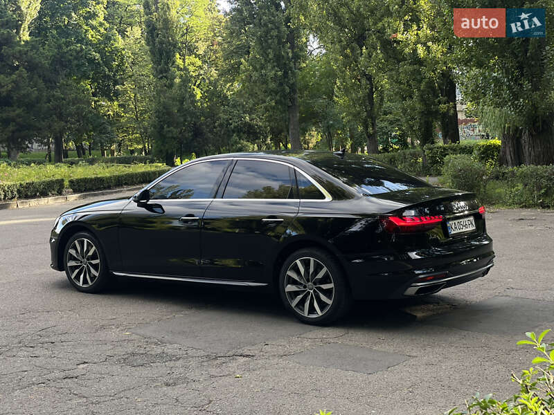 Седан Audi A4 2020 в Києві фото Седан Audi A4 2020 в Києві