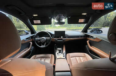 Седан Audi A4 2020 в 
