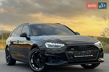 Audi A4 2021