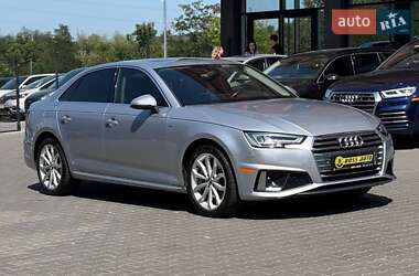 Audi A4 2019