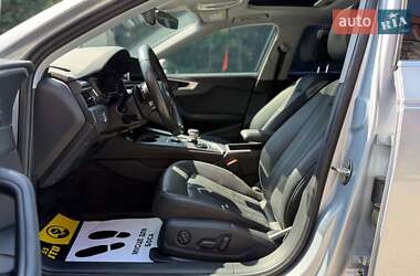 Седан Audi A4 2019 в 