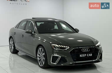 Седан Audi A4 2022 в 