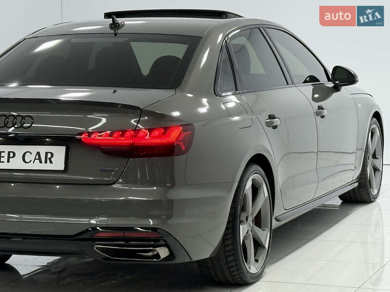 Седан Audi A4 2022 в Одессе
