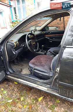 Универсал Audi A4 1999 в 