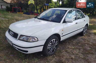 Седан Audi A4 1996 в Ніжині