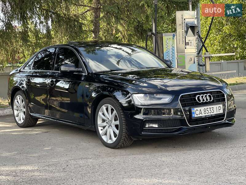 Седан Audi A4 2013 в 