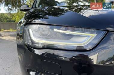 Седан Audi A4 2013 в 