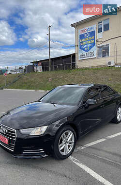 Седан Audi A4 2017 в Виннице