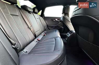 Седан Audi A4 2018 в 