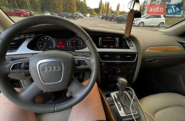 Седан Audi A4 2009 в 