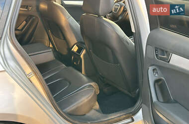 Седан Audi A4 2012 в 