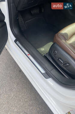 Седан Audi A4 2016 в 