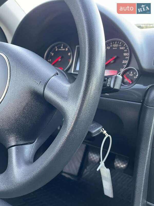 Универсал Audi A4 2003 в Каменском