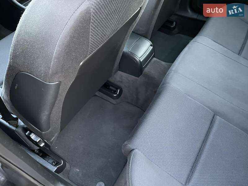 Универсал Audi A4 2003 в Каменском
